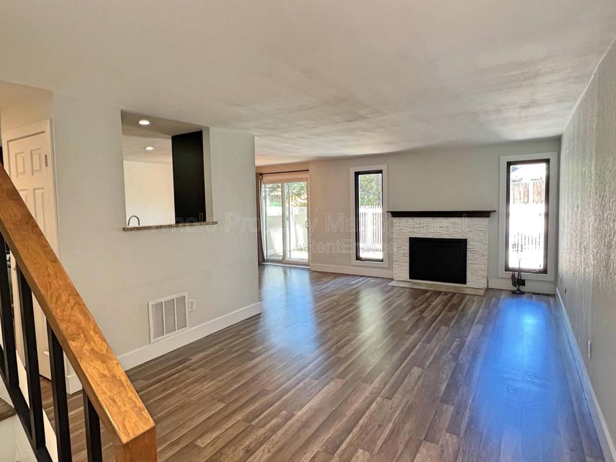 Townhouse for rent at 3032 S Macon Circle, Aurora, CO 80014