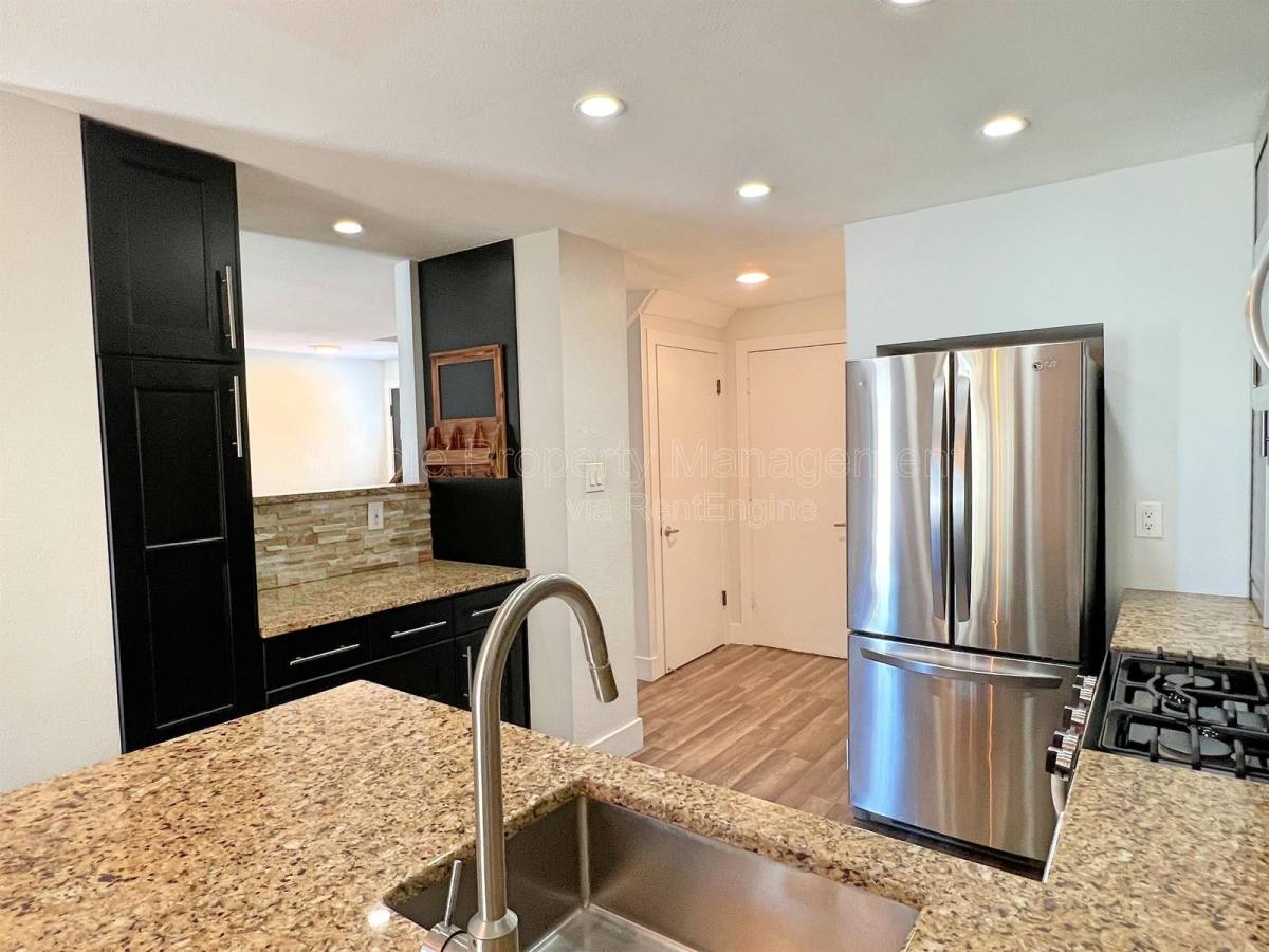 Townhouse for rent at 3032 S Macon Circle, Aurora, CO 80014