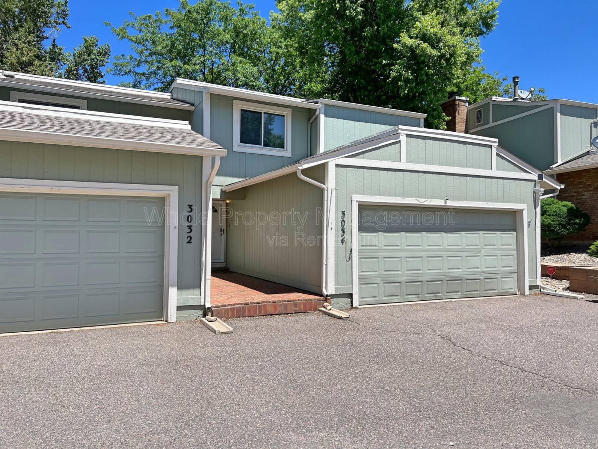 Townhouse for rent at 3032 S Macon Circle, Aurora, CO 80014