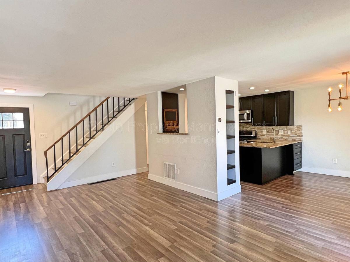 Townhouse for rent at 3032 S Macon Circle, Aurora, CO 80014