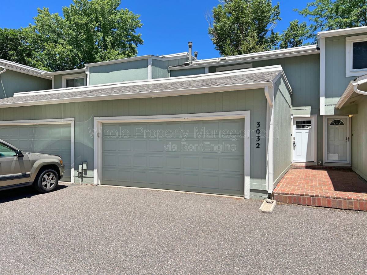 Townhouse for rent at 3032 S Macon Circle, Aurora, CO 80014