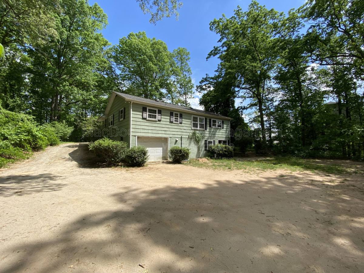 House for rent at 219 Bells Hill Rd, Stafford, VA 22554