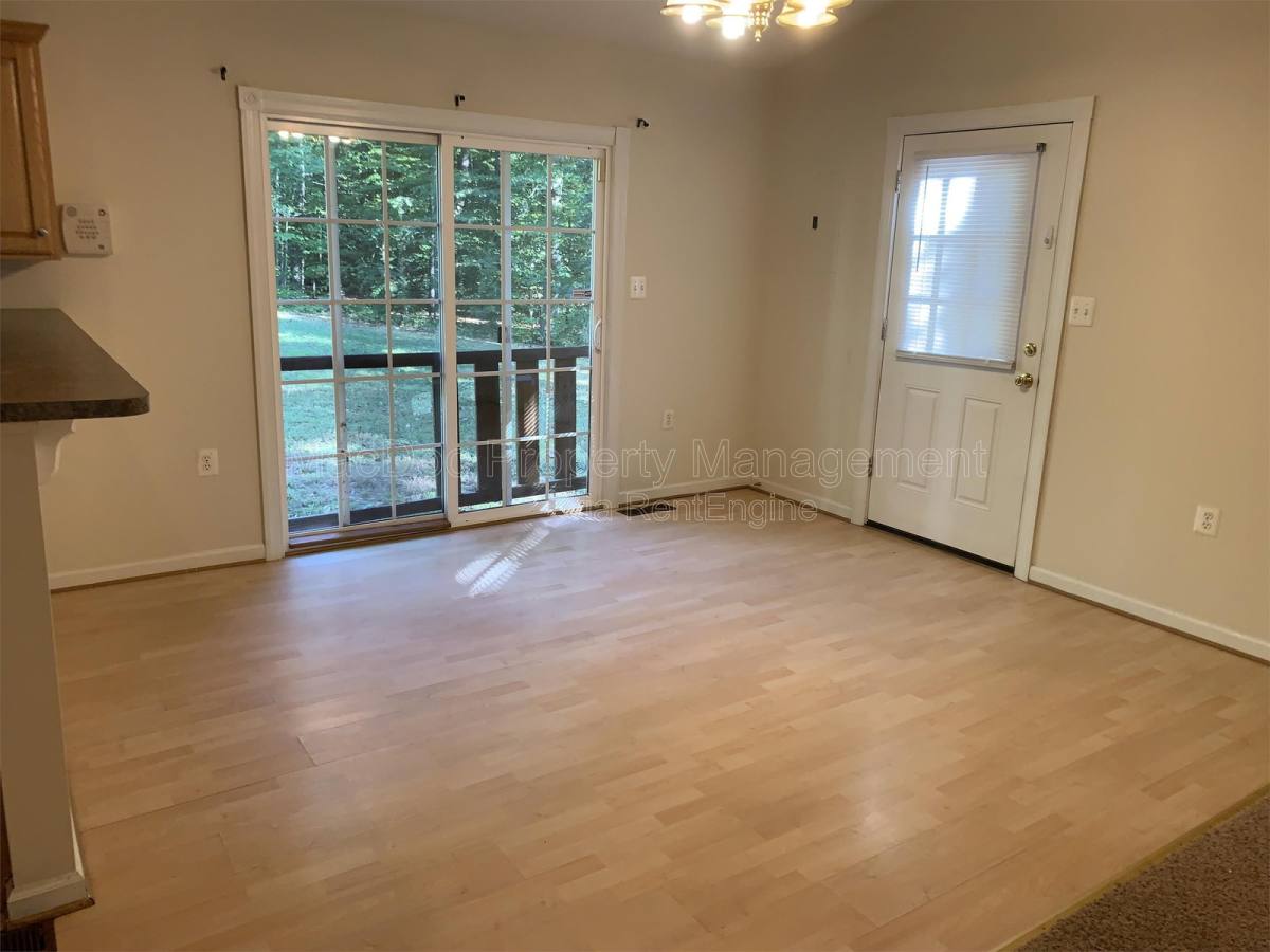 House for rent at 26327 Hill Rd, Ruther Glen, VA 22546