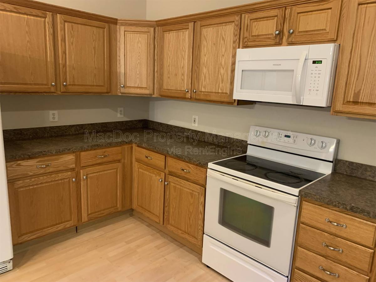 House for rent at 26327 Hill Rd, Ruther Glen, VA 22546