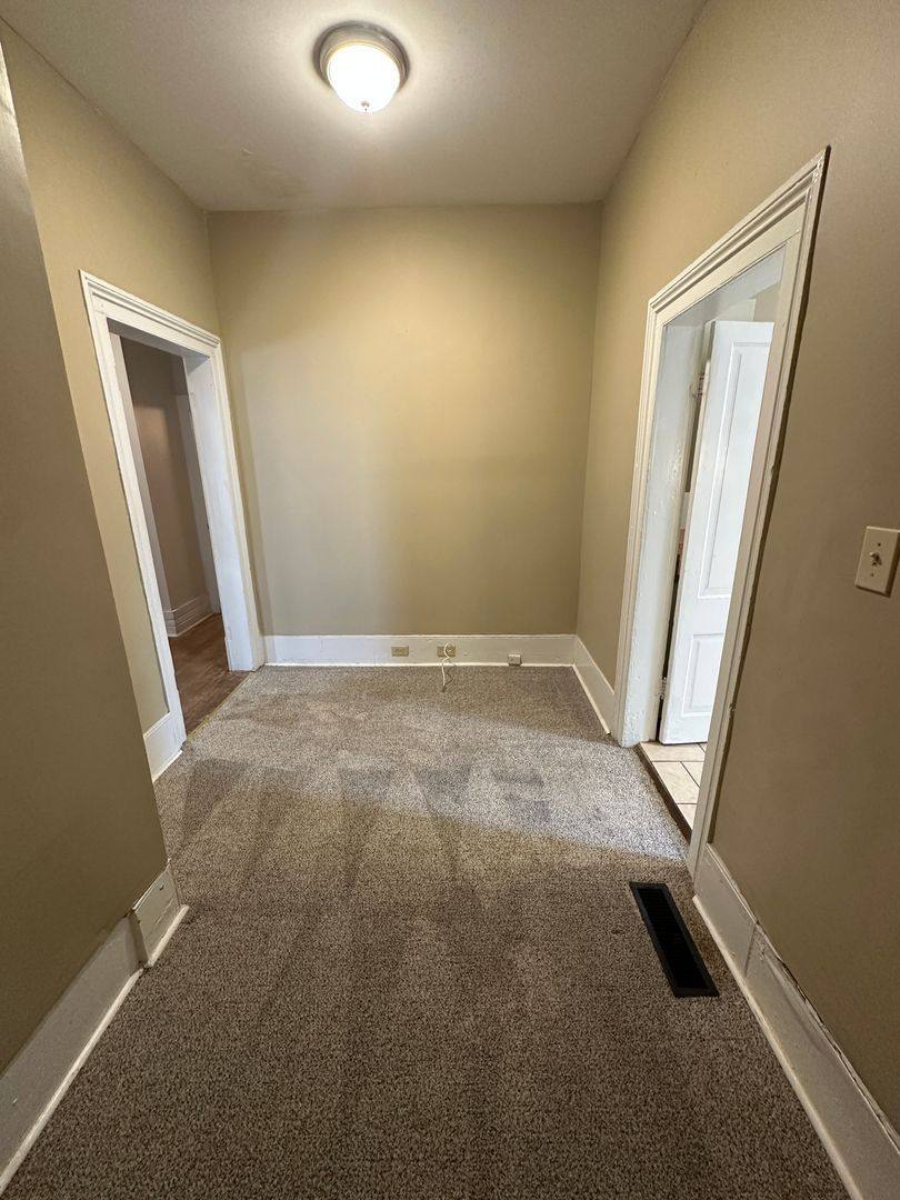 Apartment for rent at 1457 Oglethorpe St #5, Macon, GA 31201