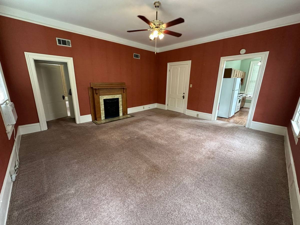 Apartment for rent at 743 Orange St #4, Macon, GA 31201