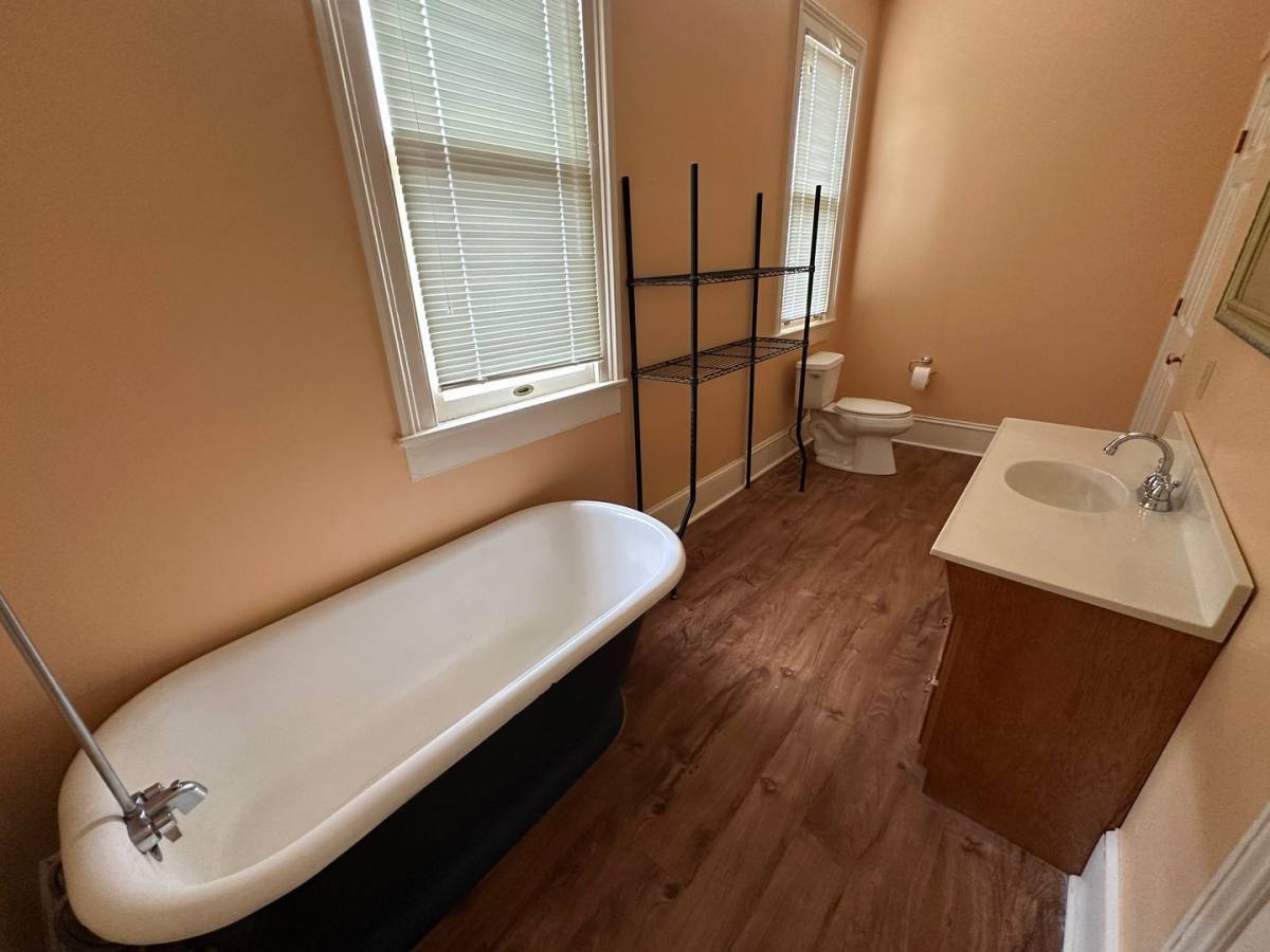 Apartment for rent at 743 Orange St #4, Macon, GA 31201
