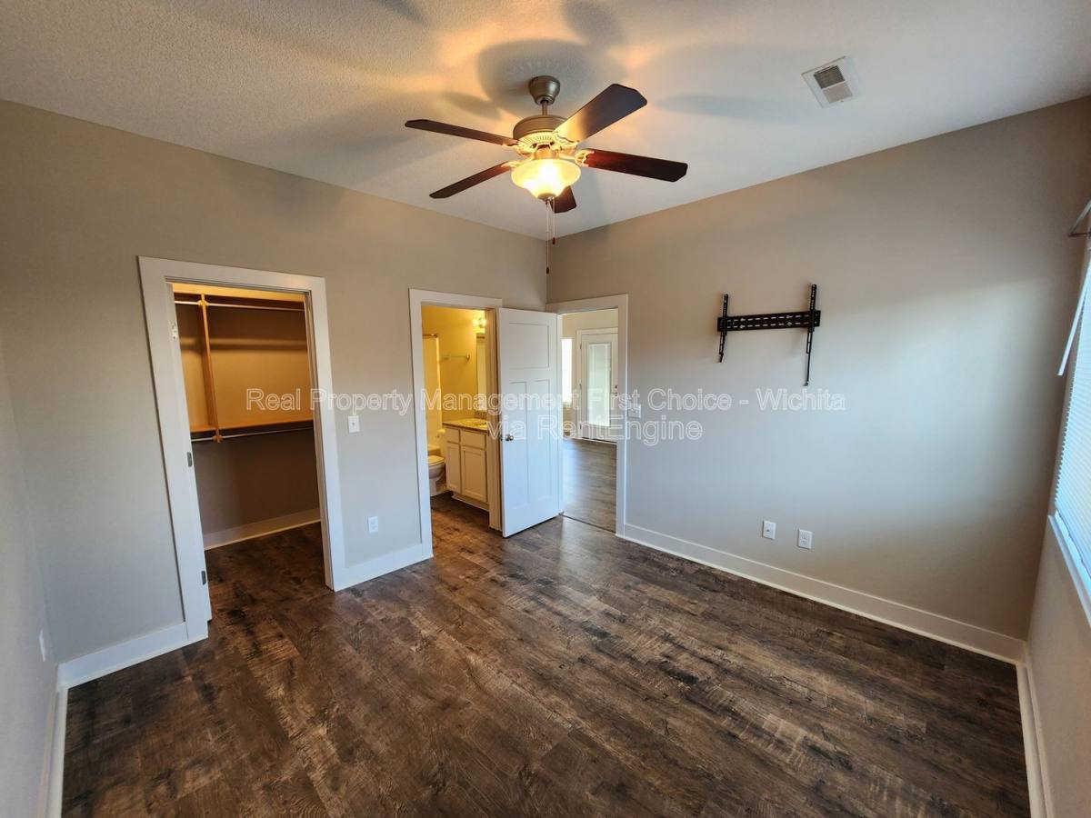 Apartment for rent at 8164 E 34th Court S, Wichita, KS 67210