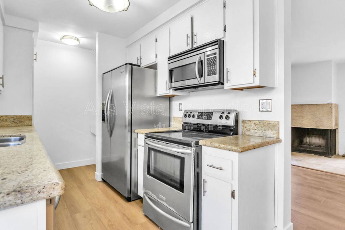 Apartment for rent at 6665 Canyon Rim Row #216, San Diego, CA 92111