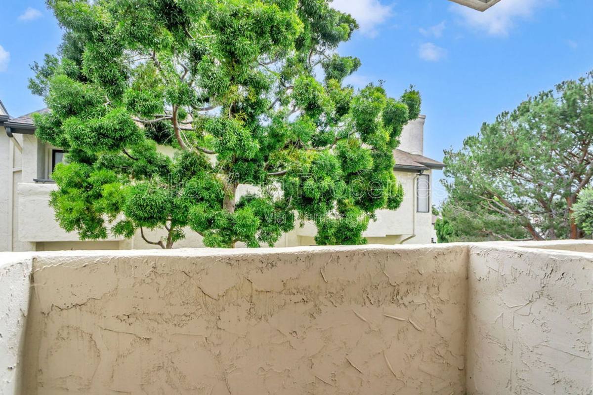 Apartment for rent at 6665 Canyon Rim Row #216, San Diego, CA 92111