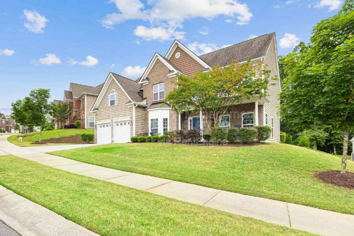 House for rent at 9229 Perseverance Dr, Charlotte, NC 28215