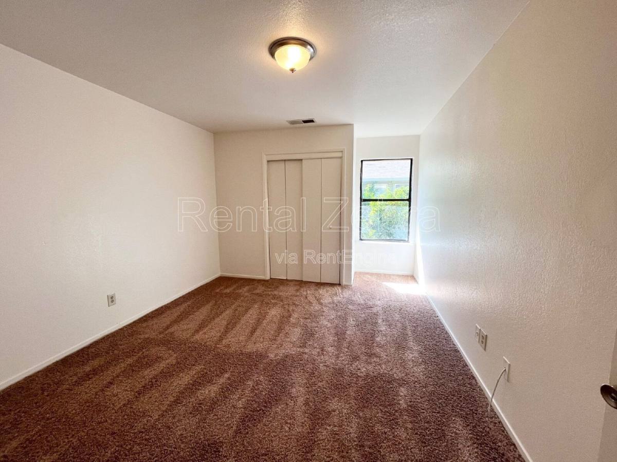 Apartment for rent at 244 W 19th St #B, Merced, CA 95340