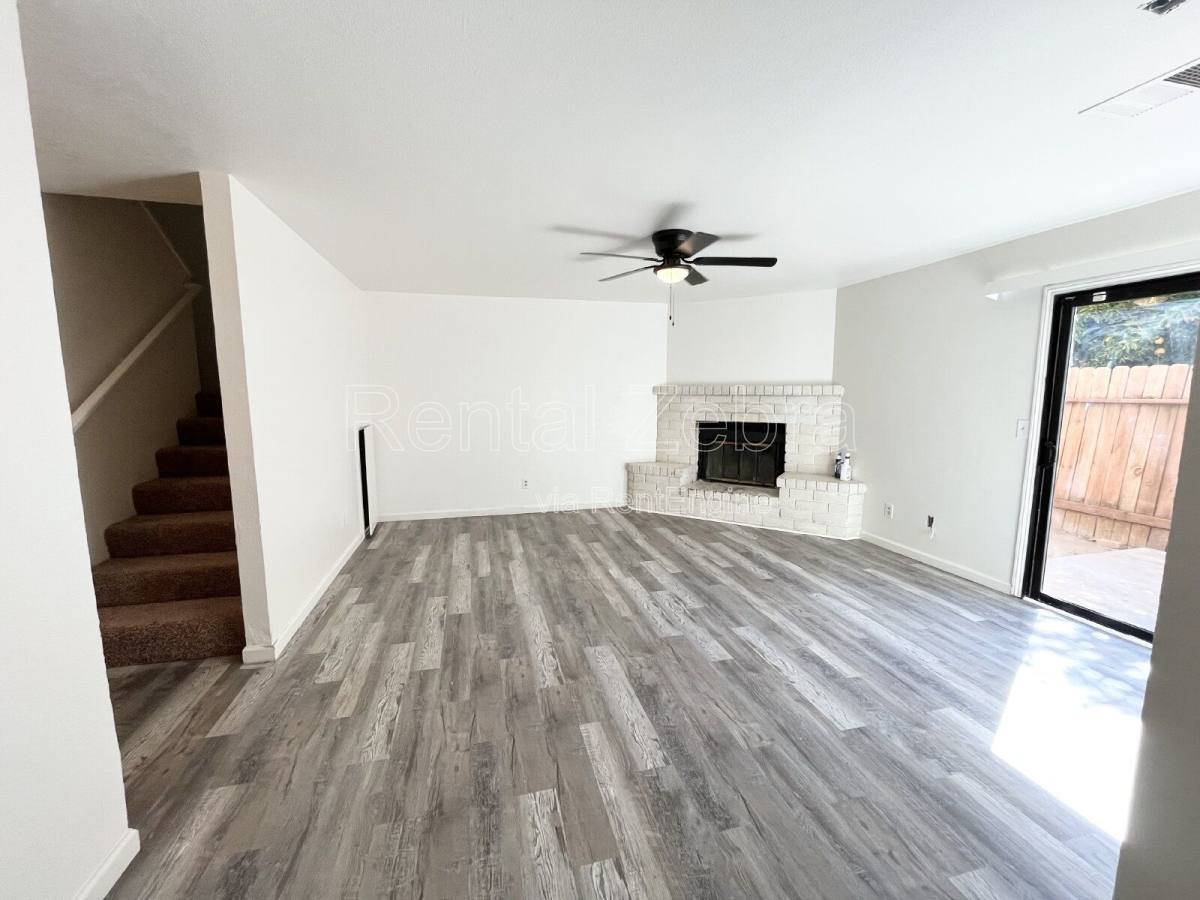 Apartment for rent at 244 W 19th St #B, Merced, CA 95340