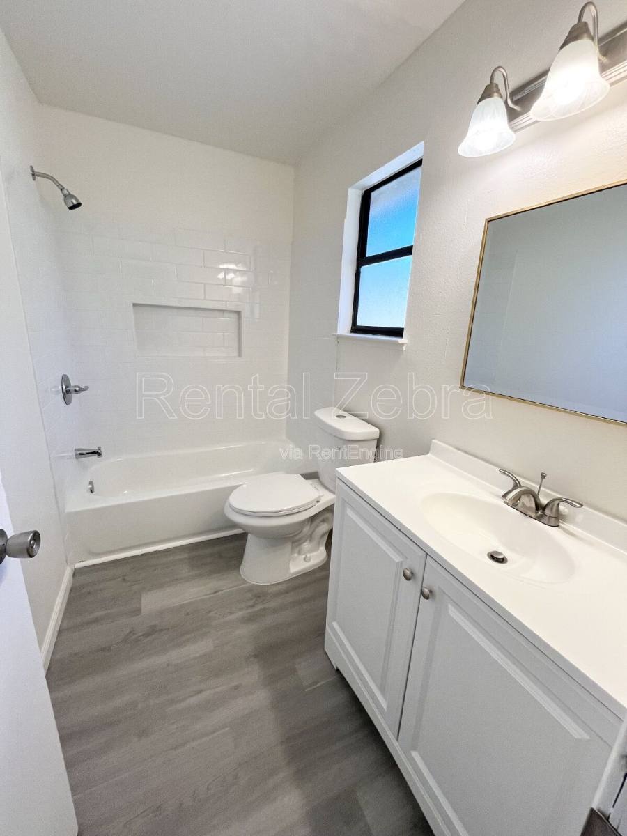 Apartment for rent at 244 W 19th St #B, Merced, CA 95340