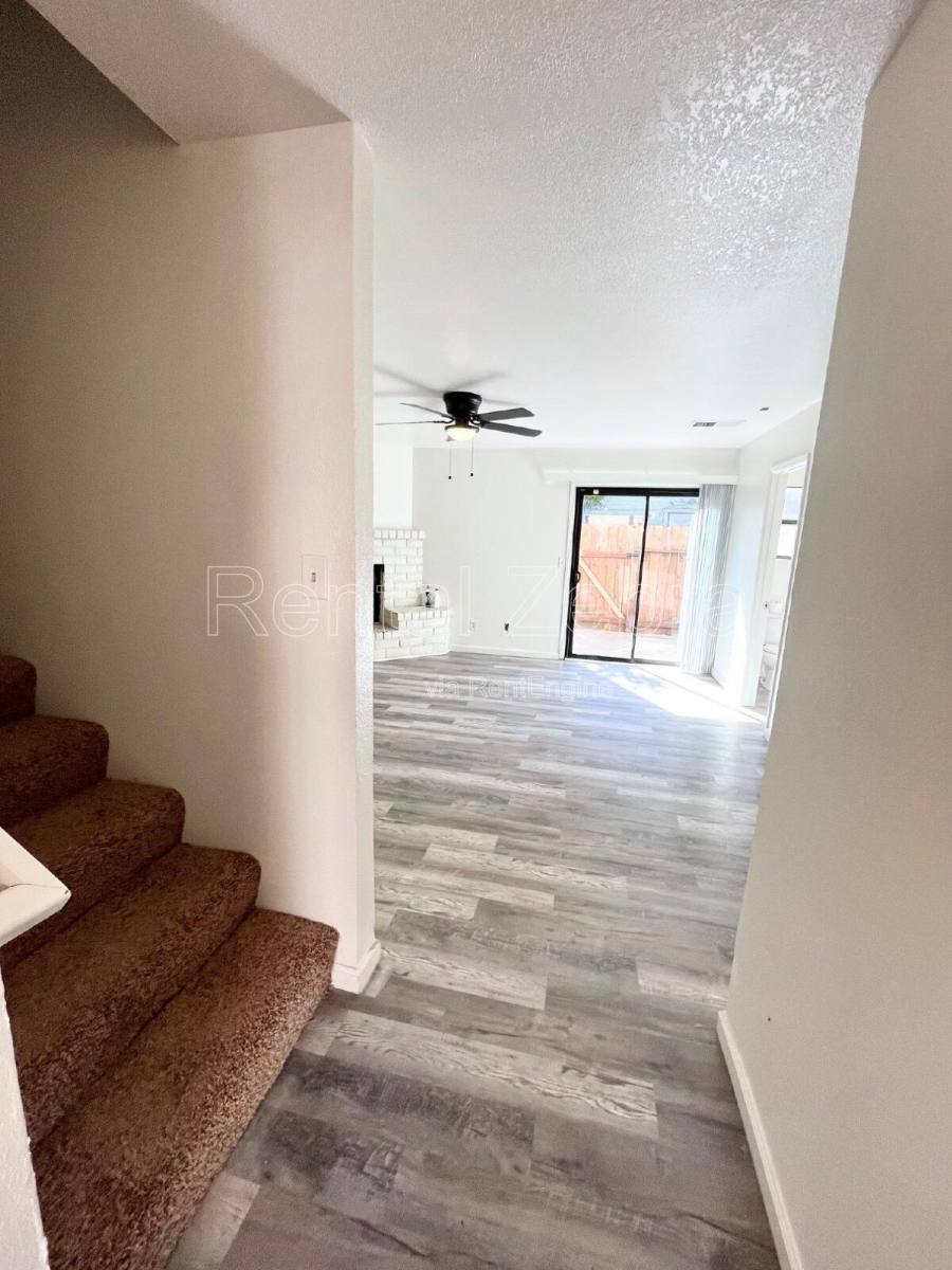 Apartment for rent at 244 W 19th St #B, Merced, CA 95340