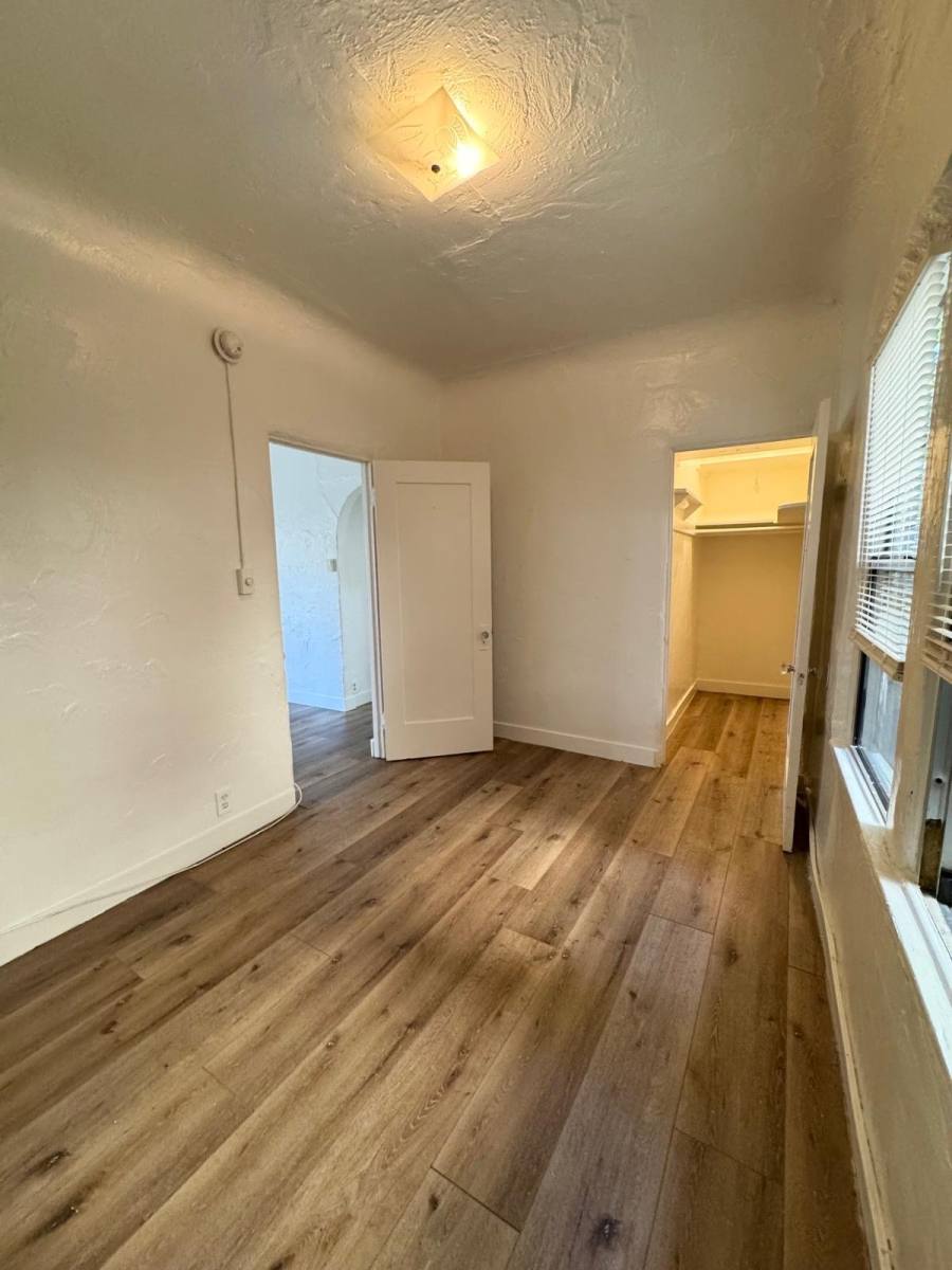 Apartment for rent at 808 4 5 N Poinsettia Place, Los Angeles, CA 90046