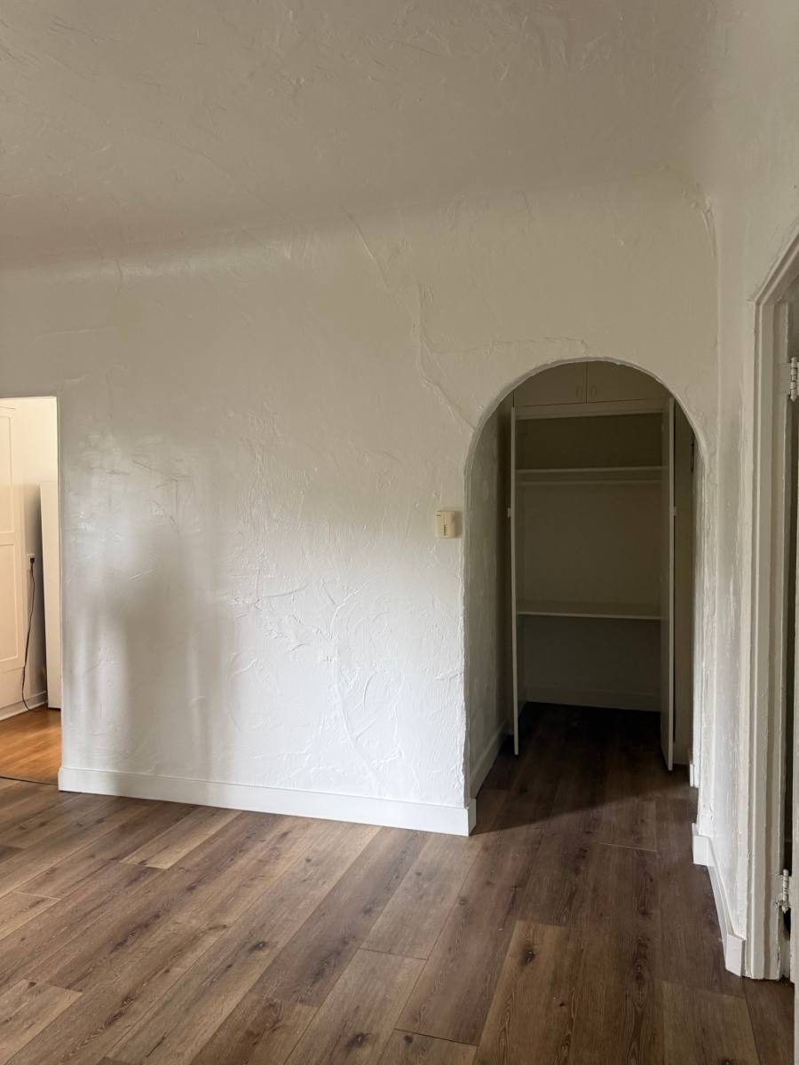 Apartment for rent at 808 4 5 N Poinsettia Place, Los Angeles, CA 90046