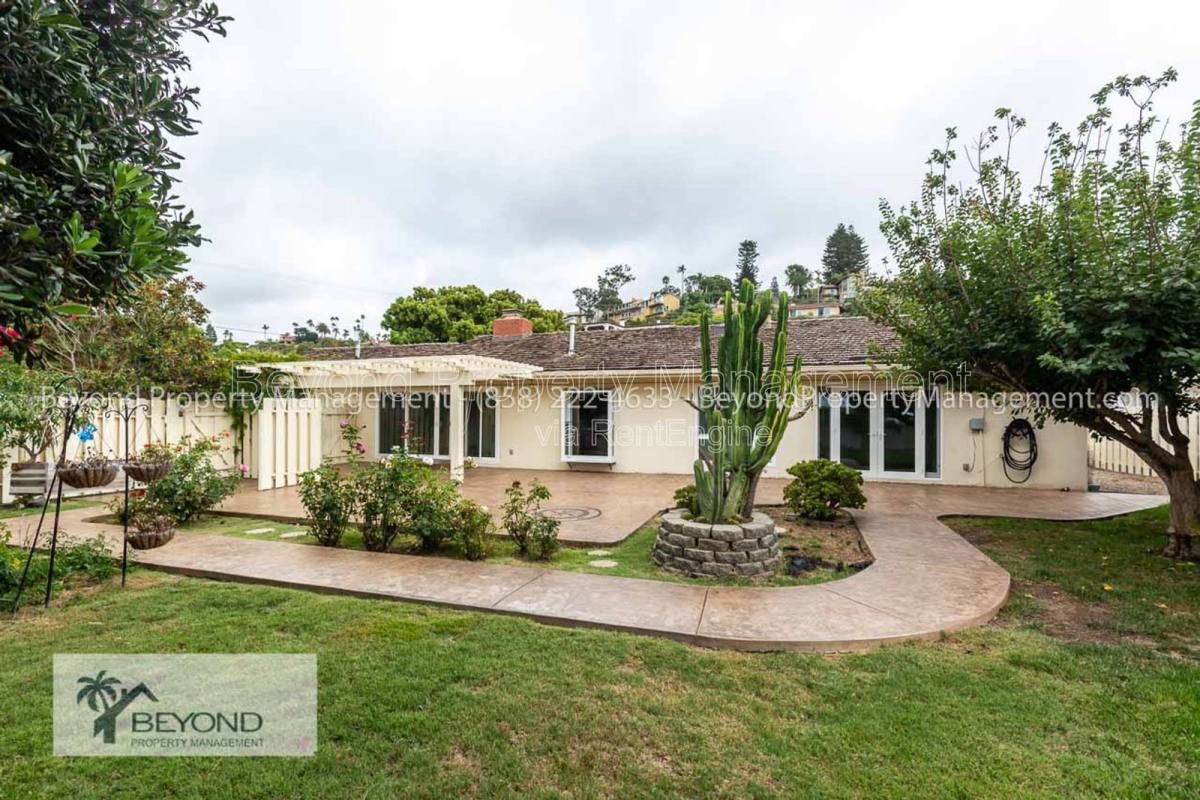 House for rent at 6536 Avenida Manana, La Jolla, CA 92037
