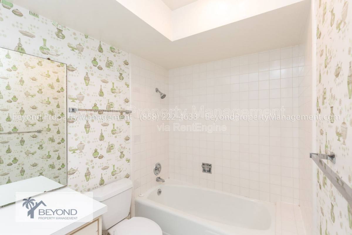 House for rent at 6536 Avenida Manana, La Jolla, CA 92037