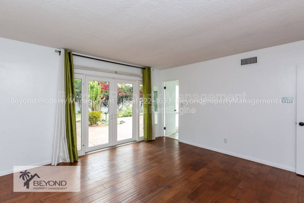 House for rent at 6536 Avenida Manana, La Jolla, CA 92037