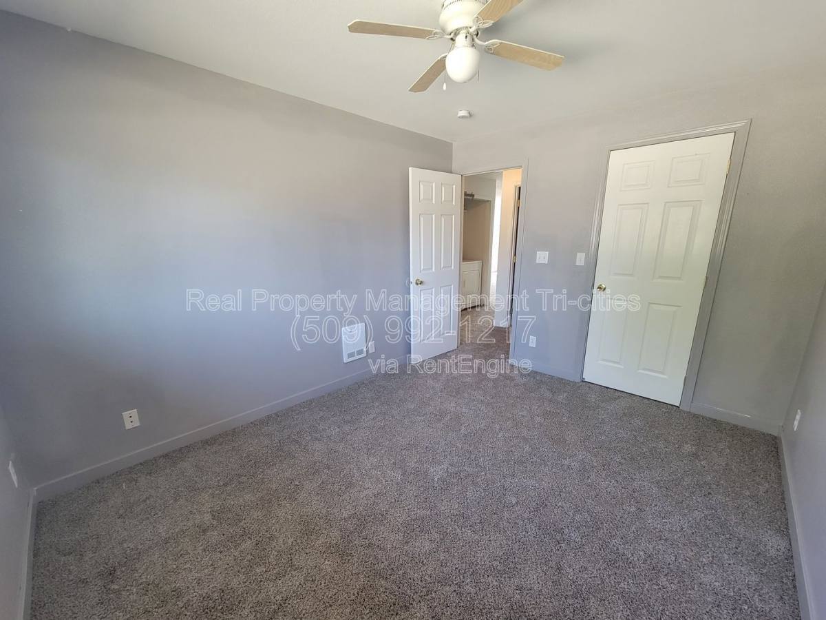 Apartment for rent at 3121 W Hood Ave #I203, Kennewick, WA 99336