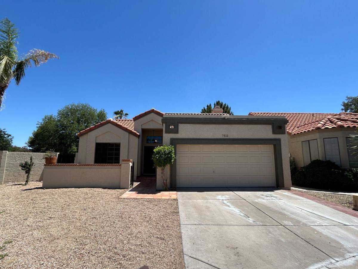 House for rent at 7511 W Kimberly Way, Glendale, AZ 85308