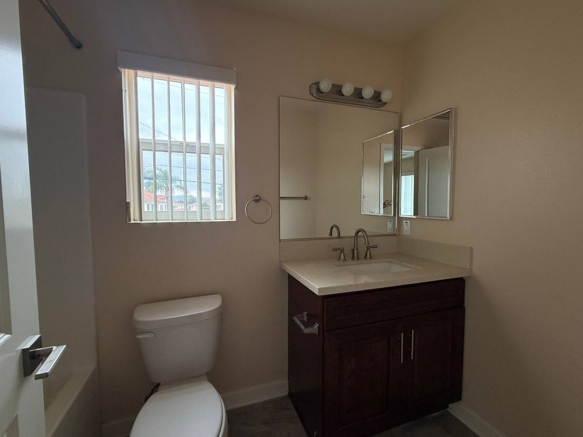 Apartment for rent at 242 S Redwood Ave #C, Brea, CA 92821