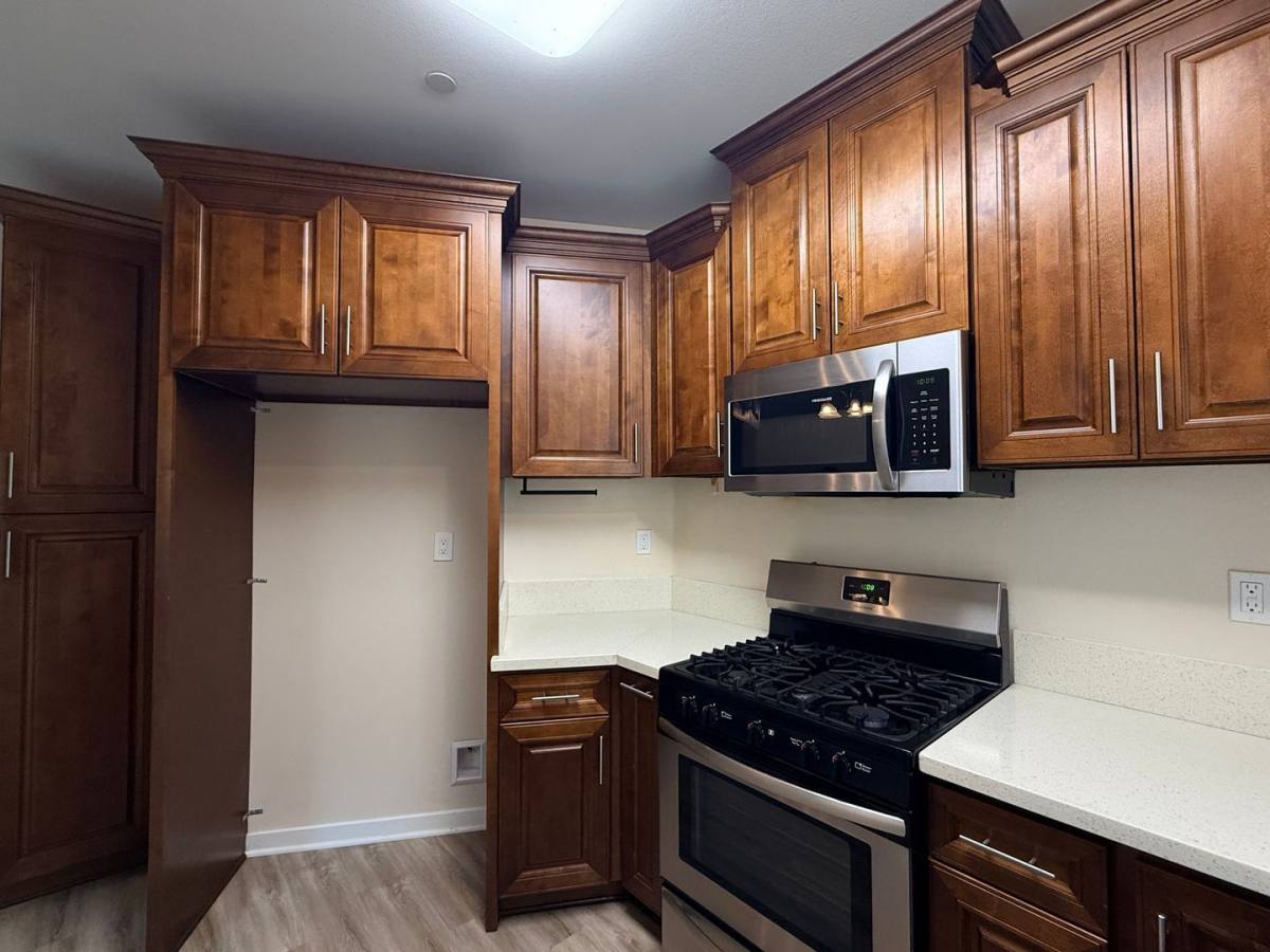 Apartment for rent at 242 S Redwood Ave #C, Brea, CA 92821