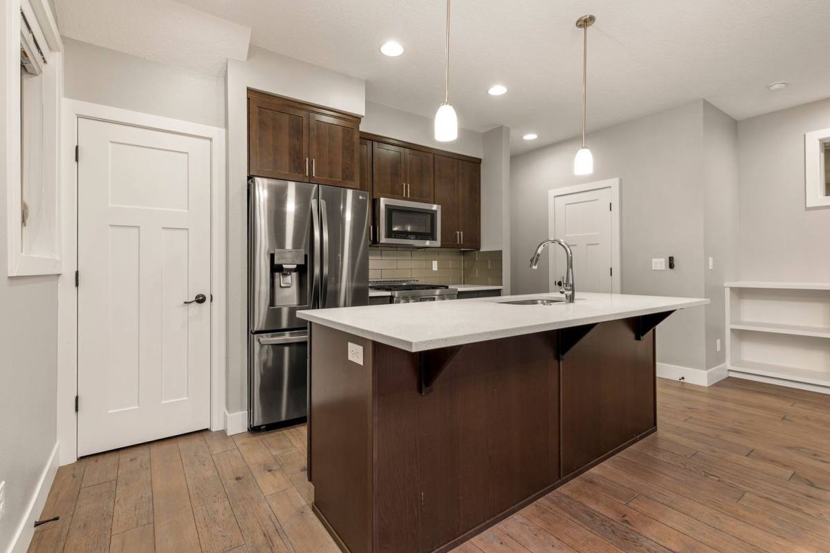 Townhouse for rent at 7898 SW Capitol Hill Rd, Portland, OR 97219
