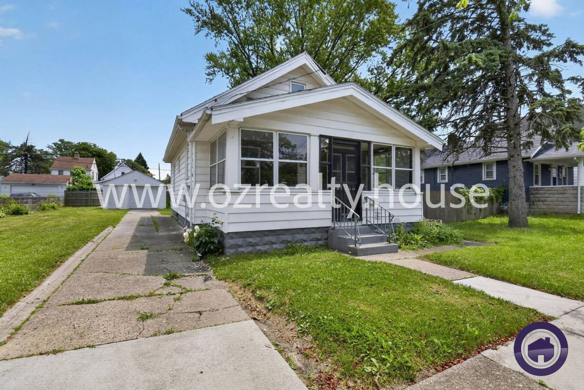 House for rent at 614 Woodstock Ave, Toledo, OH 43607