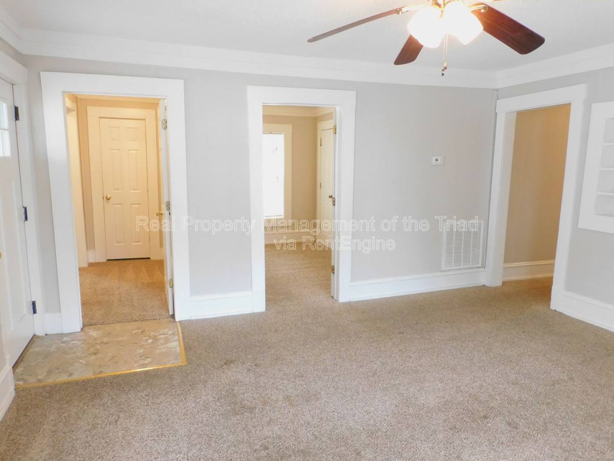 House for rent at 504 Oxford St, Greensboro, NC 27406