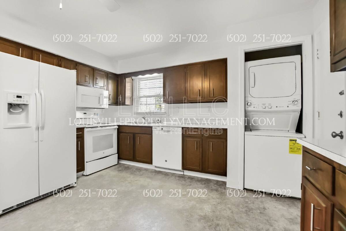 Condo for rent at 255 Salisbury Square, Louisville, KY 40207