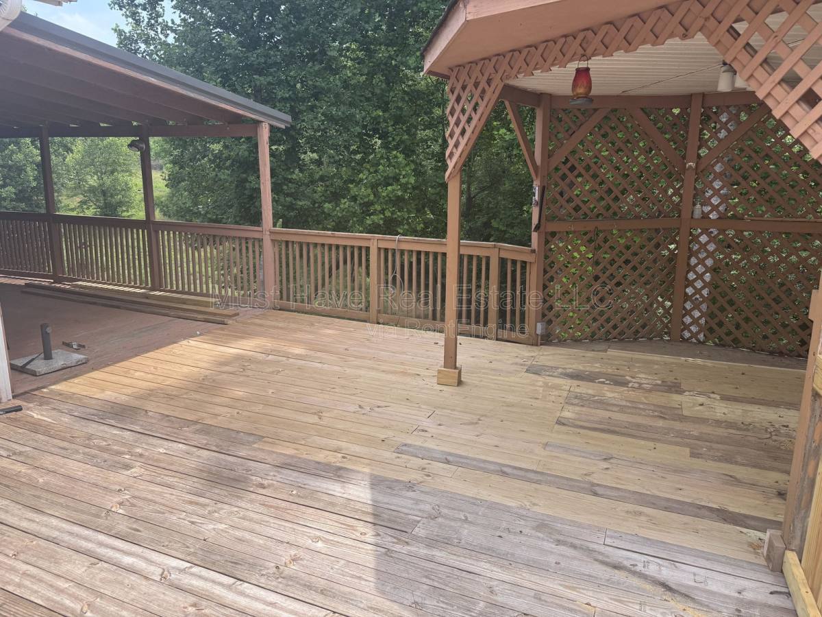 Apartment for rent at 4148 Smokey Creek Rd #C, Lenoir, NC 28645