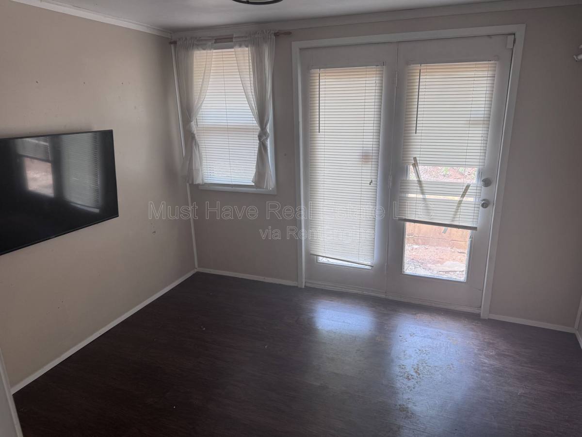 Apartment for rent at 4148 Smokey Creek Rd #C, Lenoir, NC 28645