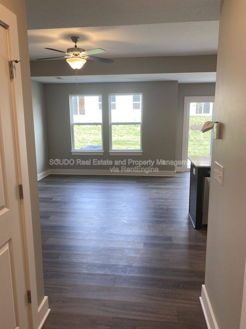 Townhouse for rent at 336 N 4th Terrace, Louisburg, KS 66053