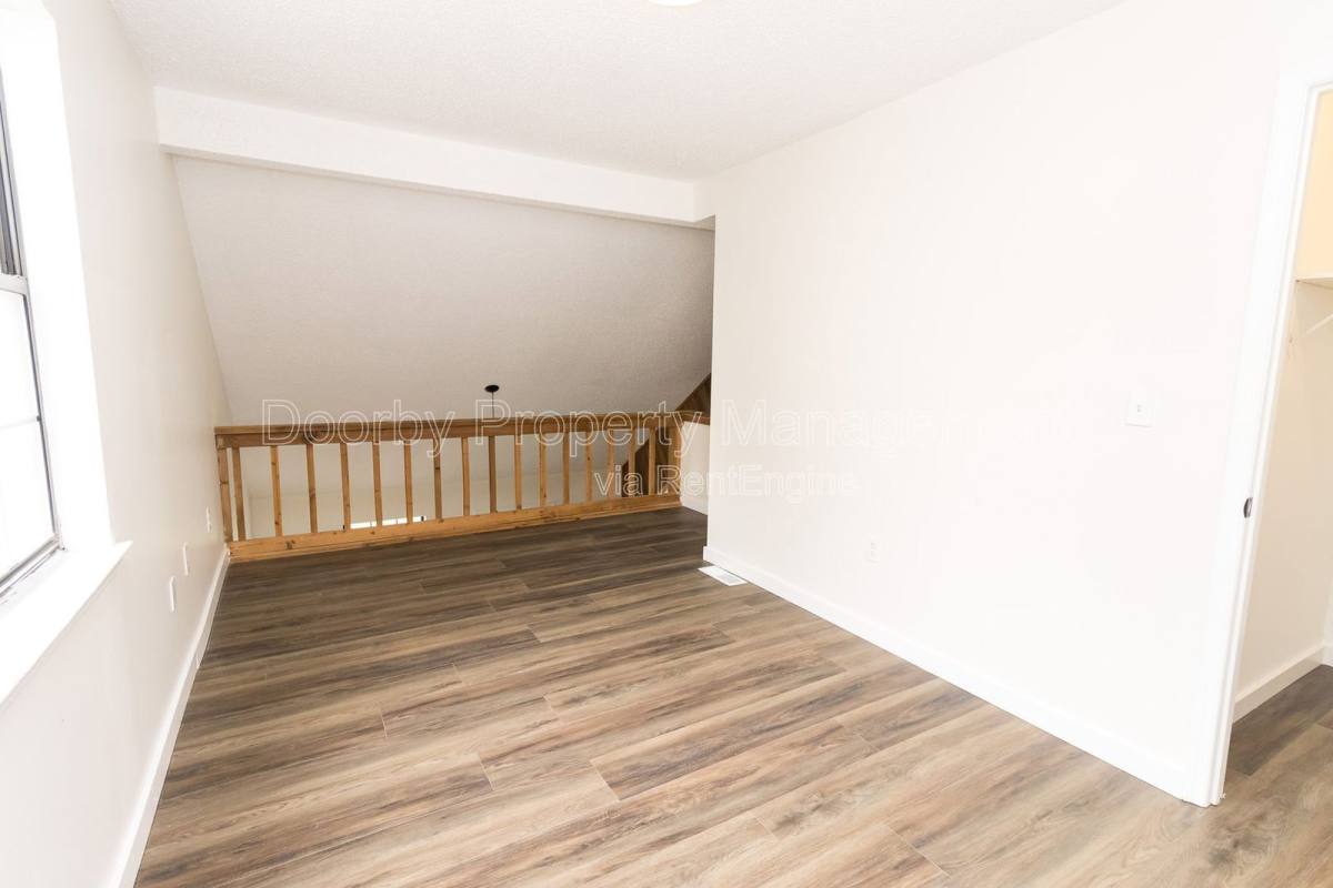 Apartment for rent at 1118 McBrien Rd #B, Chattanooga, TN 37412