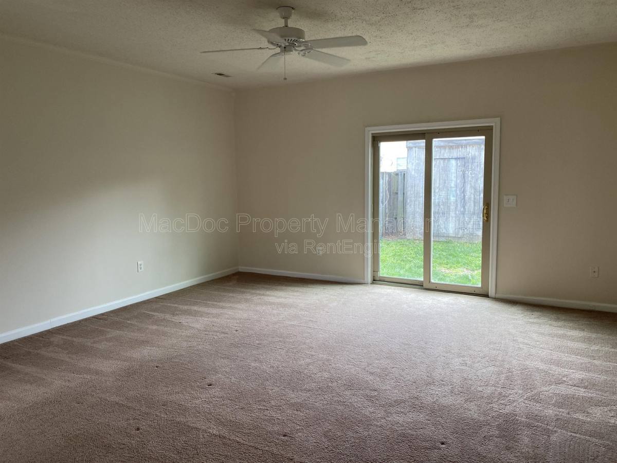 Townhouse for rent at 2909 Broyhill Court, Fredericksburg, VA 22408