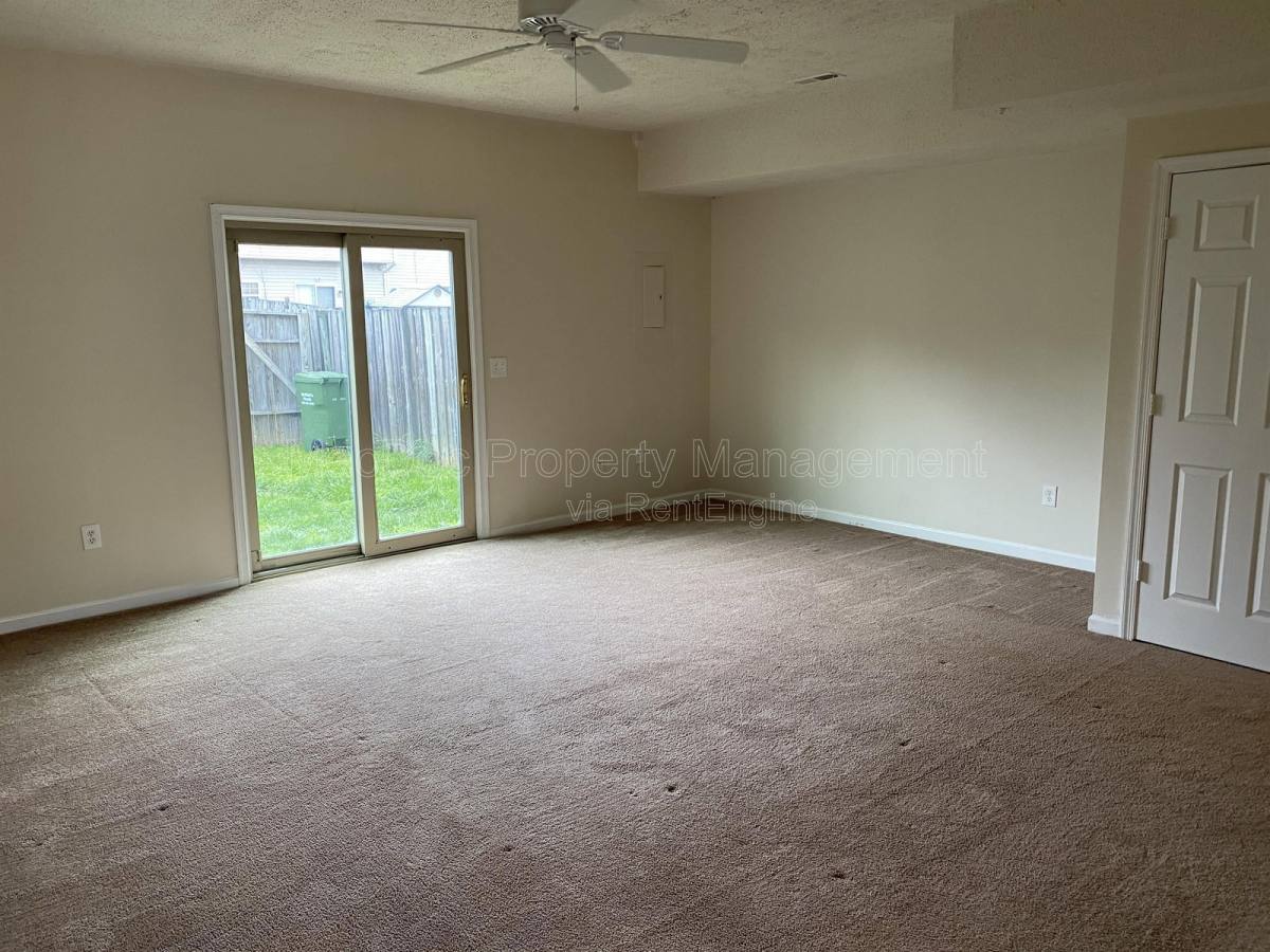 Townhouse for rent at 2909 Broyhill Court, Fredericksburg, VA 22408
