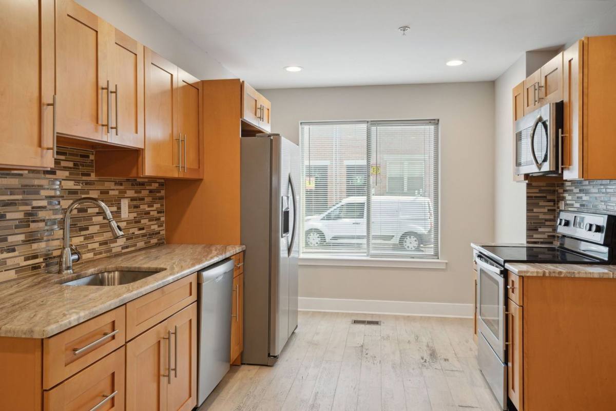 Apartment for rent at 2522 Federal St #1, Philadelphia, PA 19146