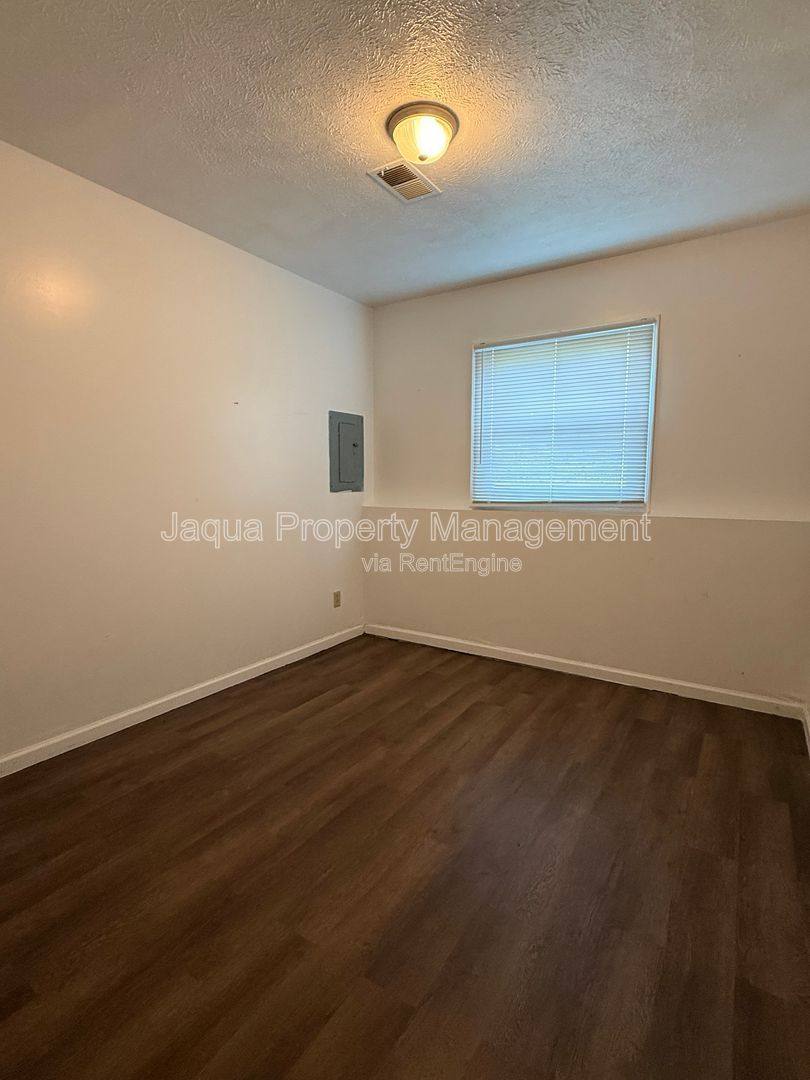 Apartment for rent at 51620 County Rd 652 #3 B, Mattawan, MI 49071