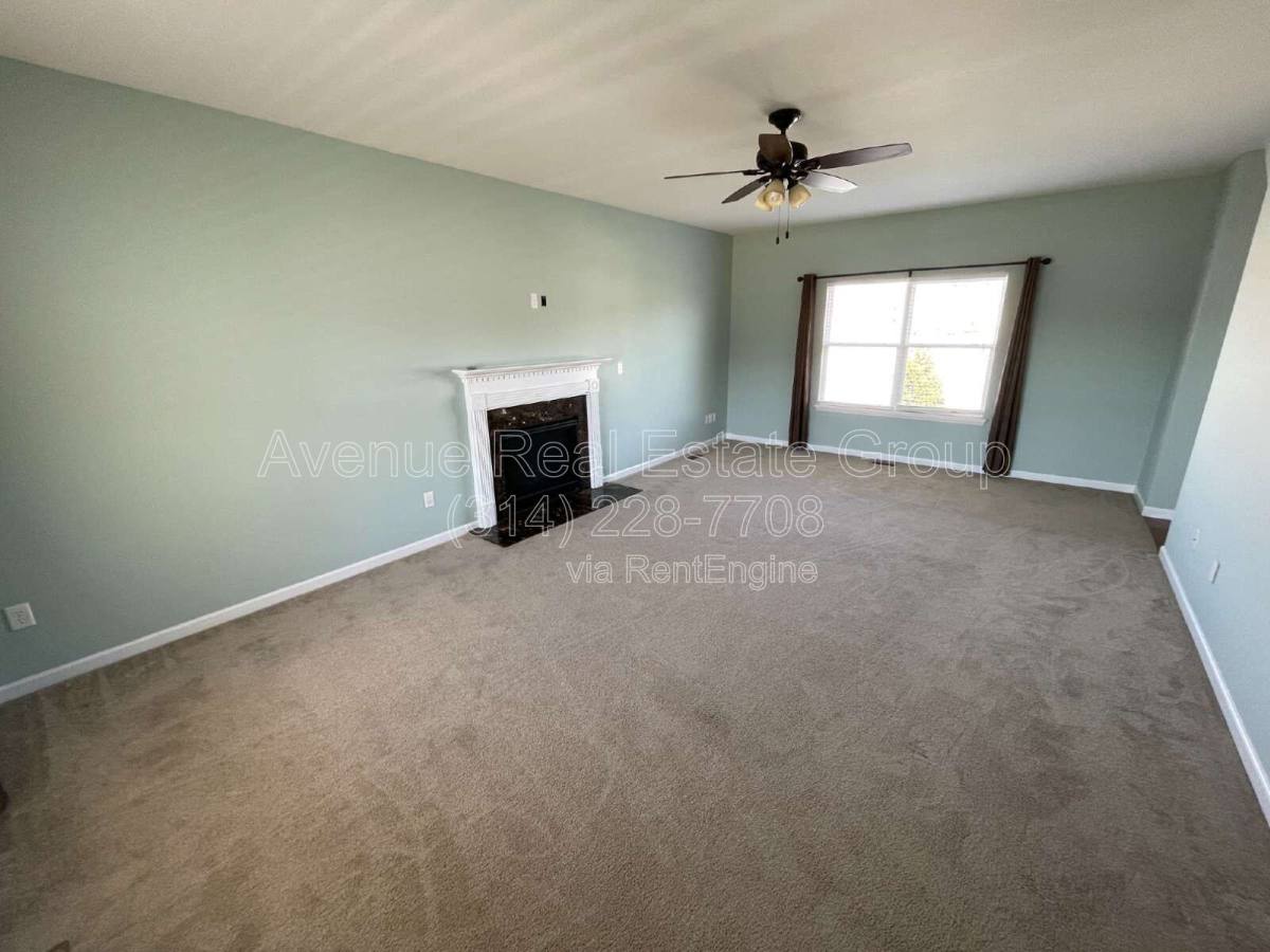 House for rent at 5533 Emerald Place Dr, Saint Charles, MO 63304
