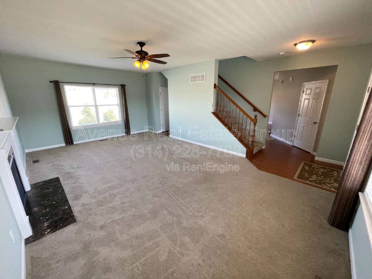 House for rent at 5533 Emerald Place Dr, Saint Charles, MO 63304