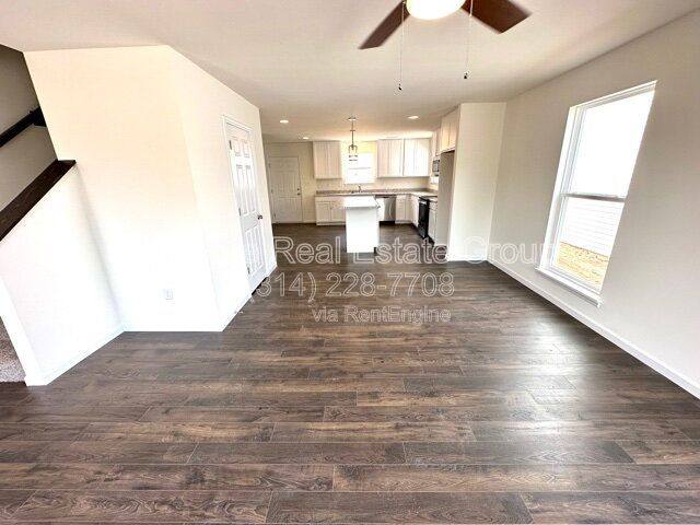 House for rent at 5587 Walden Ridge Dr, Saint Louis, MO 63128