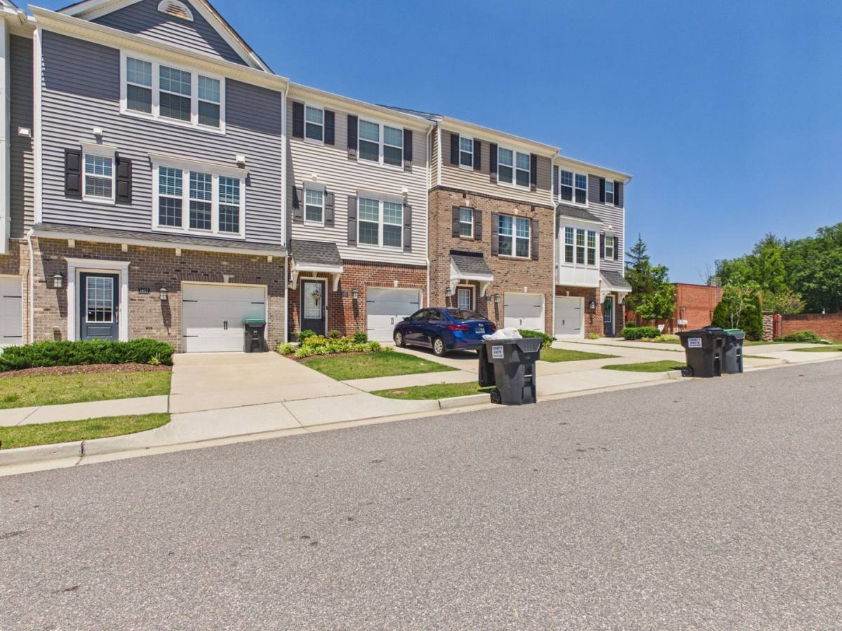 Townhouse for rent at 1405 Kerr Dr, Richmond, VA 23227