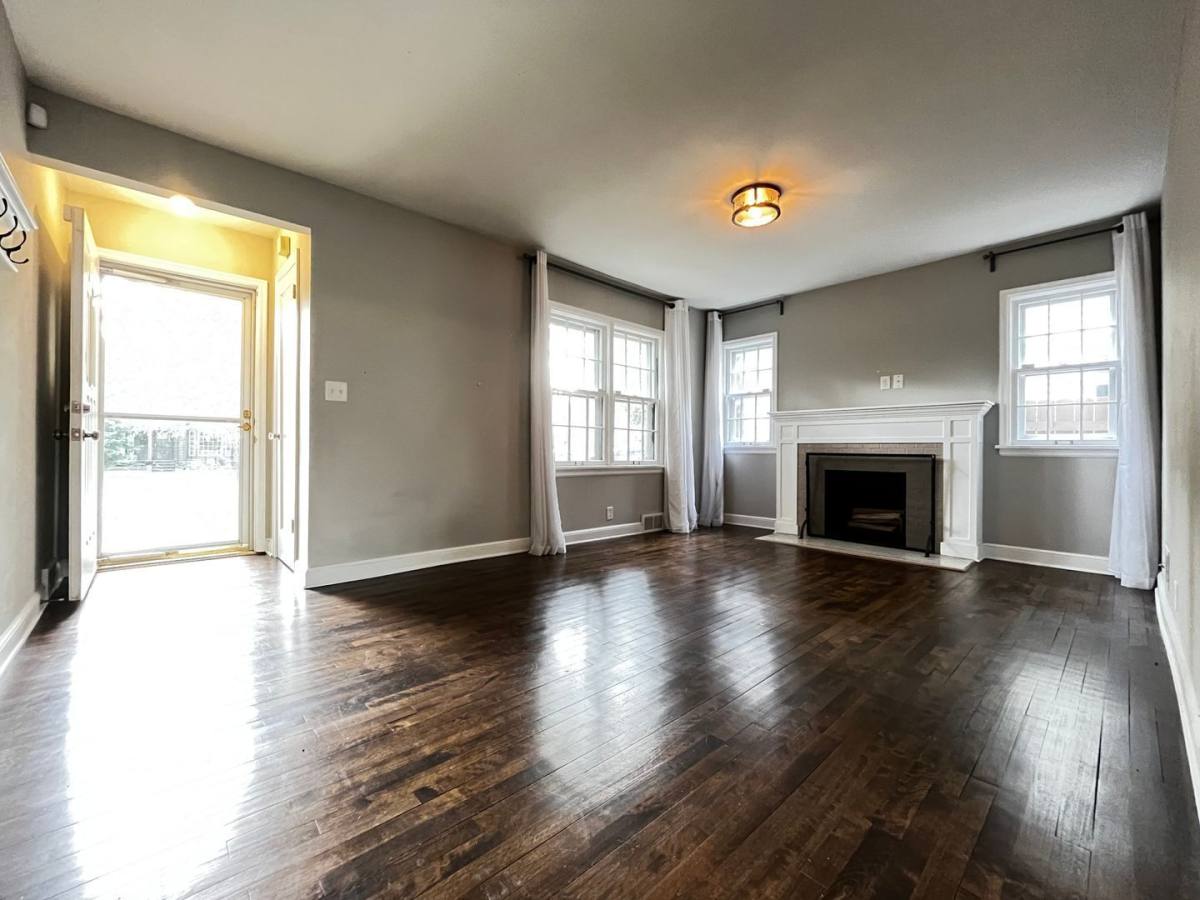 House for rent at 3120 Jersey Ave S, Minneapolis, MN 55426
