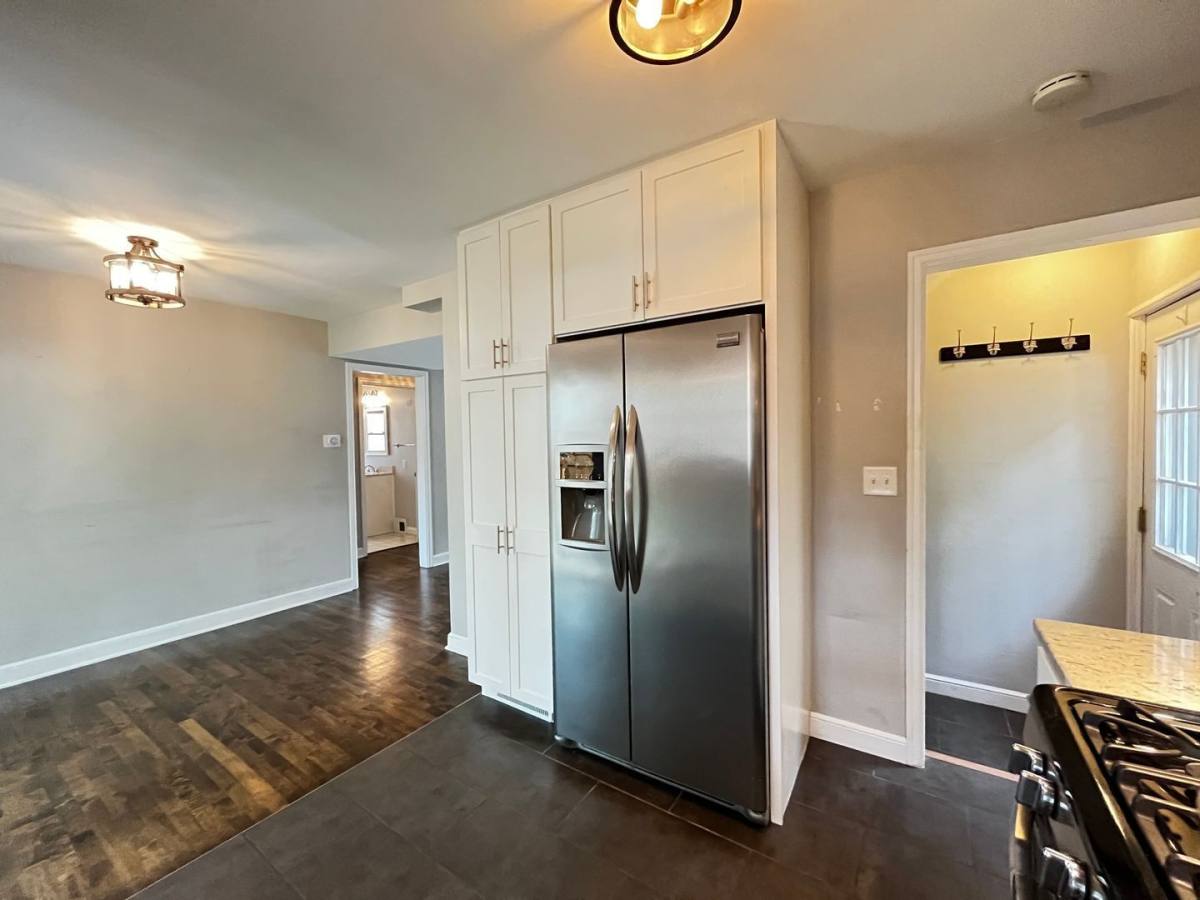 House for rent at 3120 Jersey Ave S, Minneapolis, MN 55426