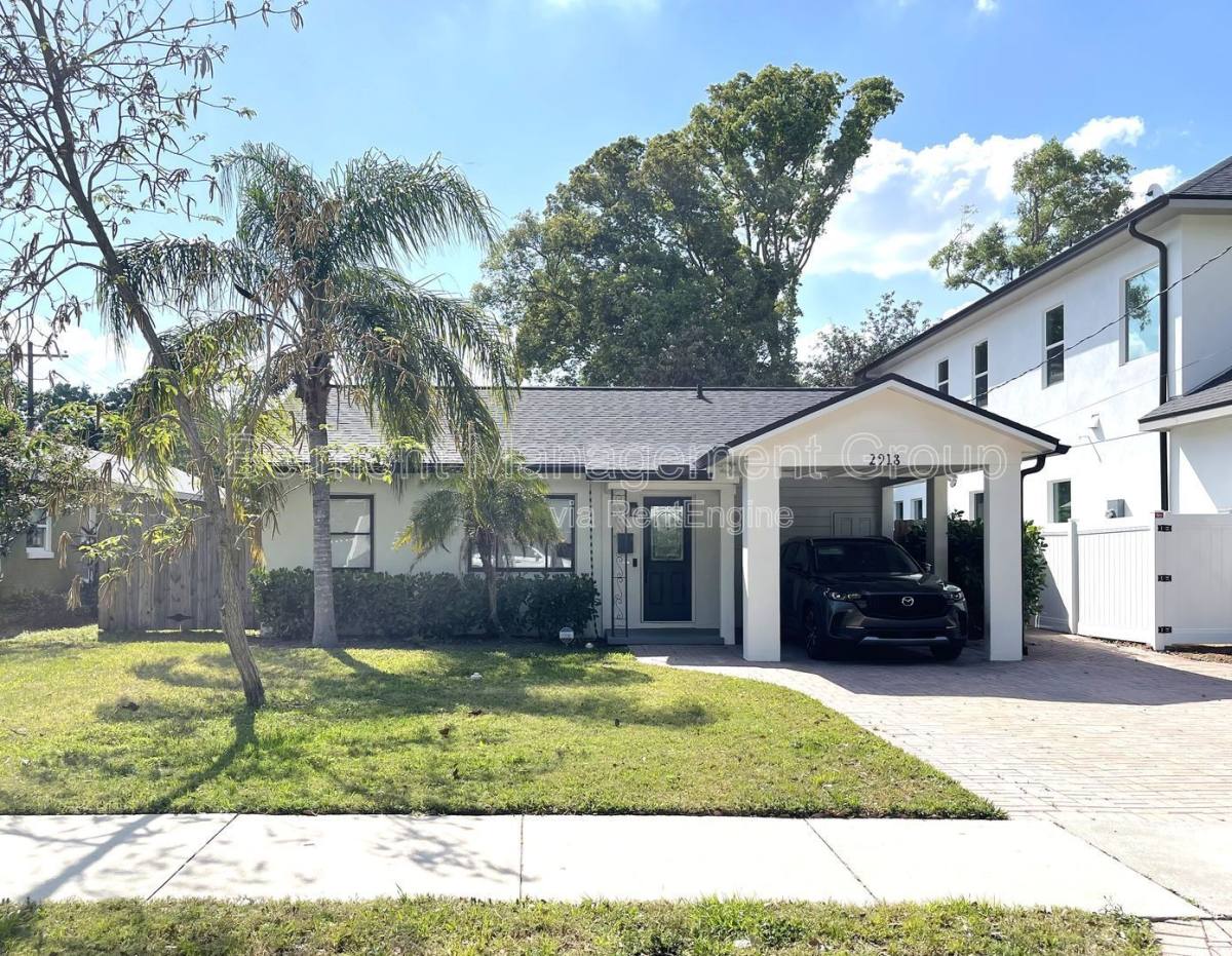 Apartment for rent at 2918 Elizabeth Ave, Orlando, FL 32804
