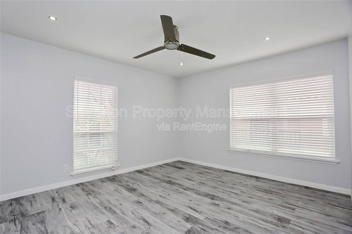 Condo for rent at 2824 Briarhurst Dr #16, Houston, TX 77057