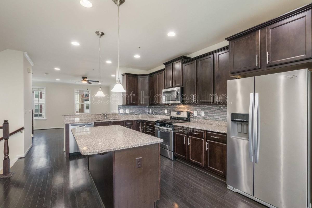 Townhouse for rent at 8605 Sweet Rose Court, Upper Marlboro, MD 20772