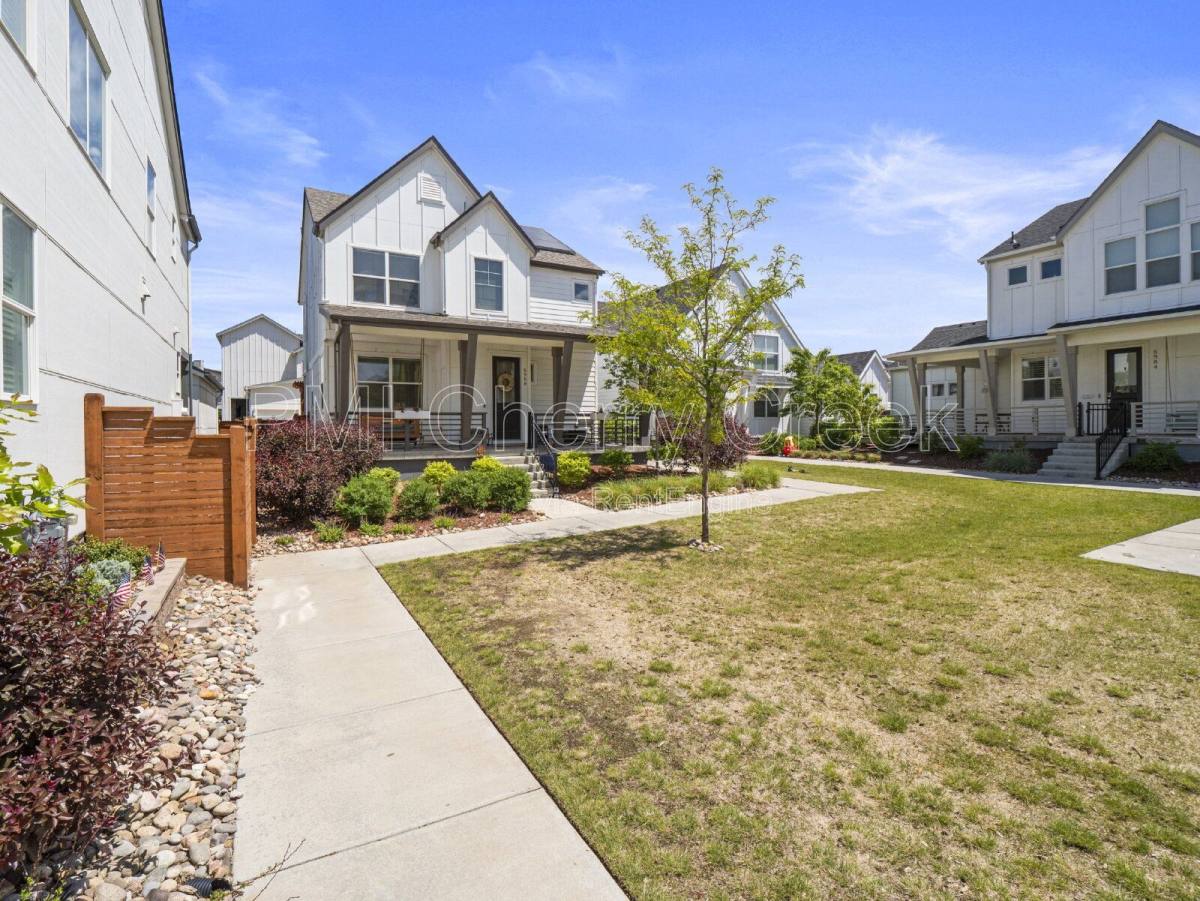 House for rent at 5988 N Fulton St, Denver, CO 80238